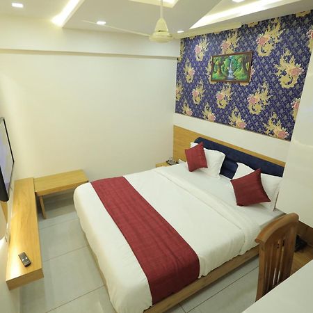 Hotel Rk Fortune Ahmedabad Exterior foto