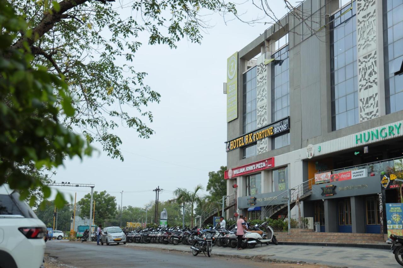 Hotel Rk Fortune Ahmedabad Exterior foto