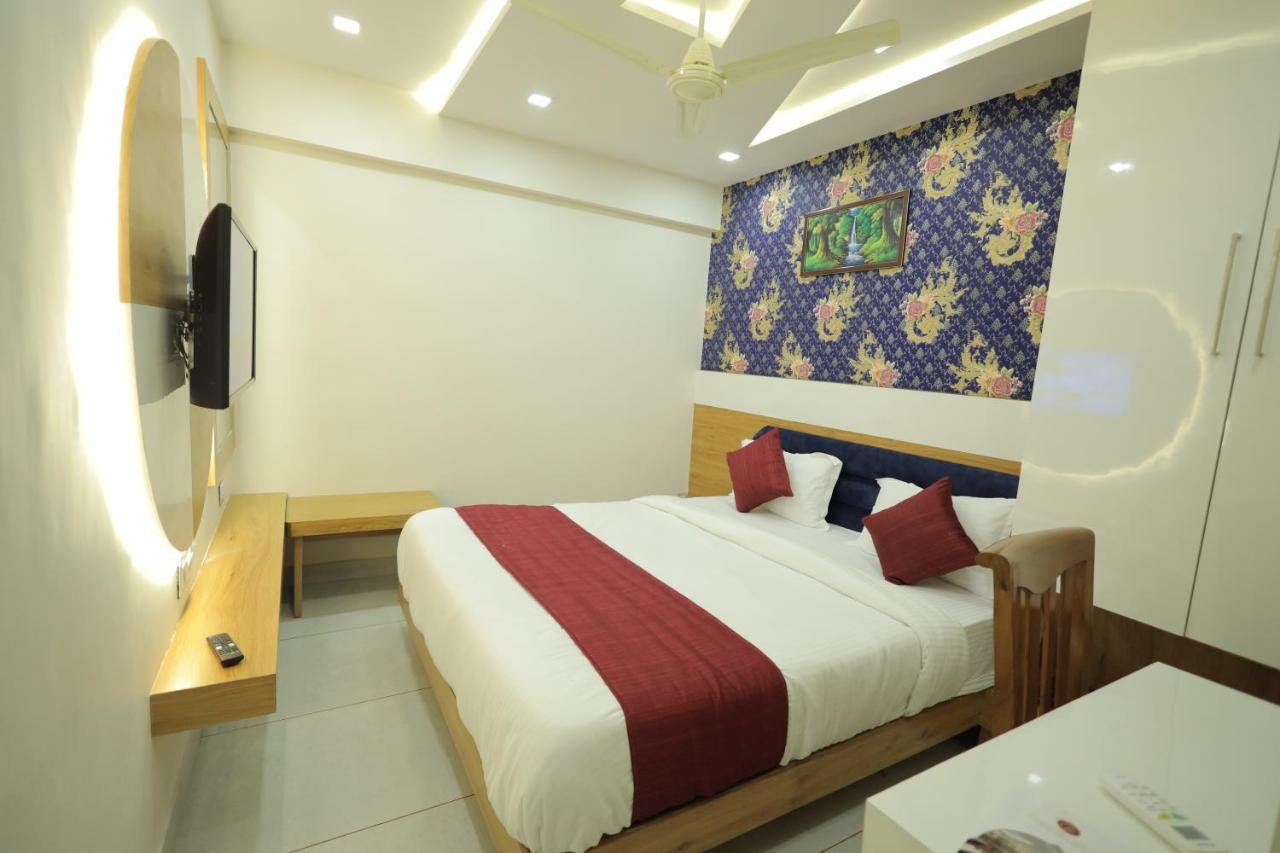 Hotel Rk Fortune Ahmedabad Exterior foto