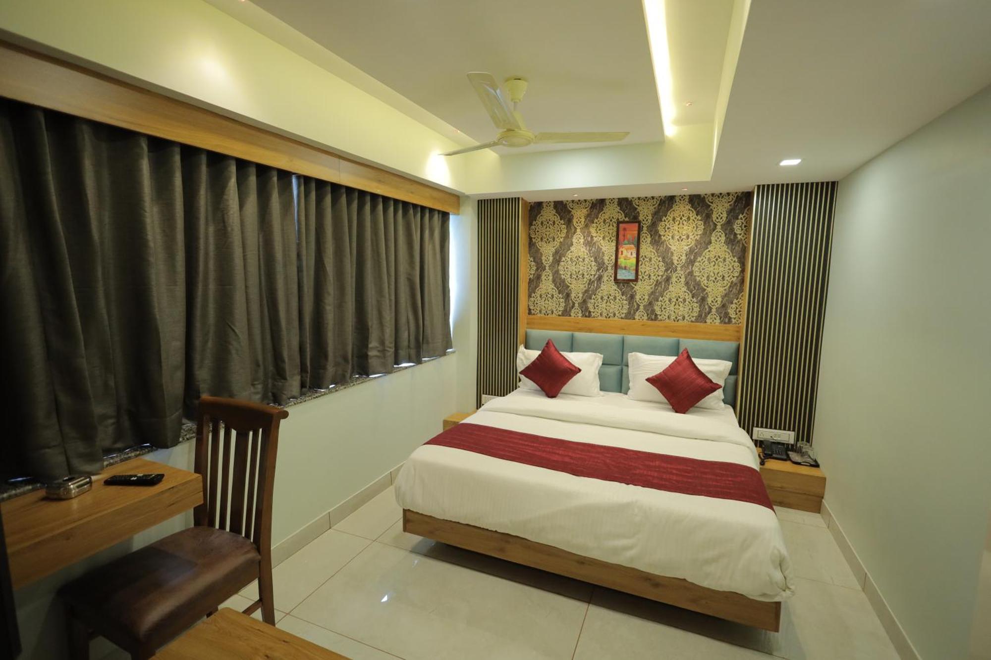 Hotel Rk Fortune Ahmedabad Exterior foto