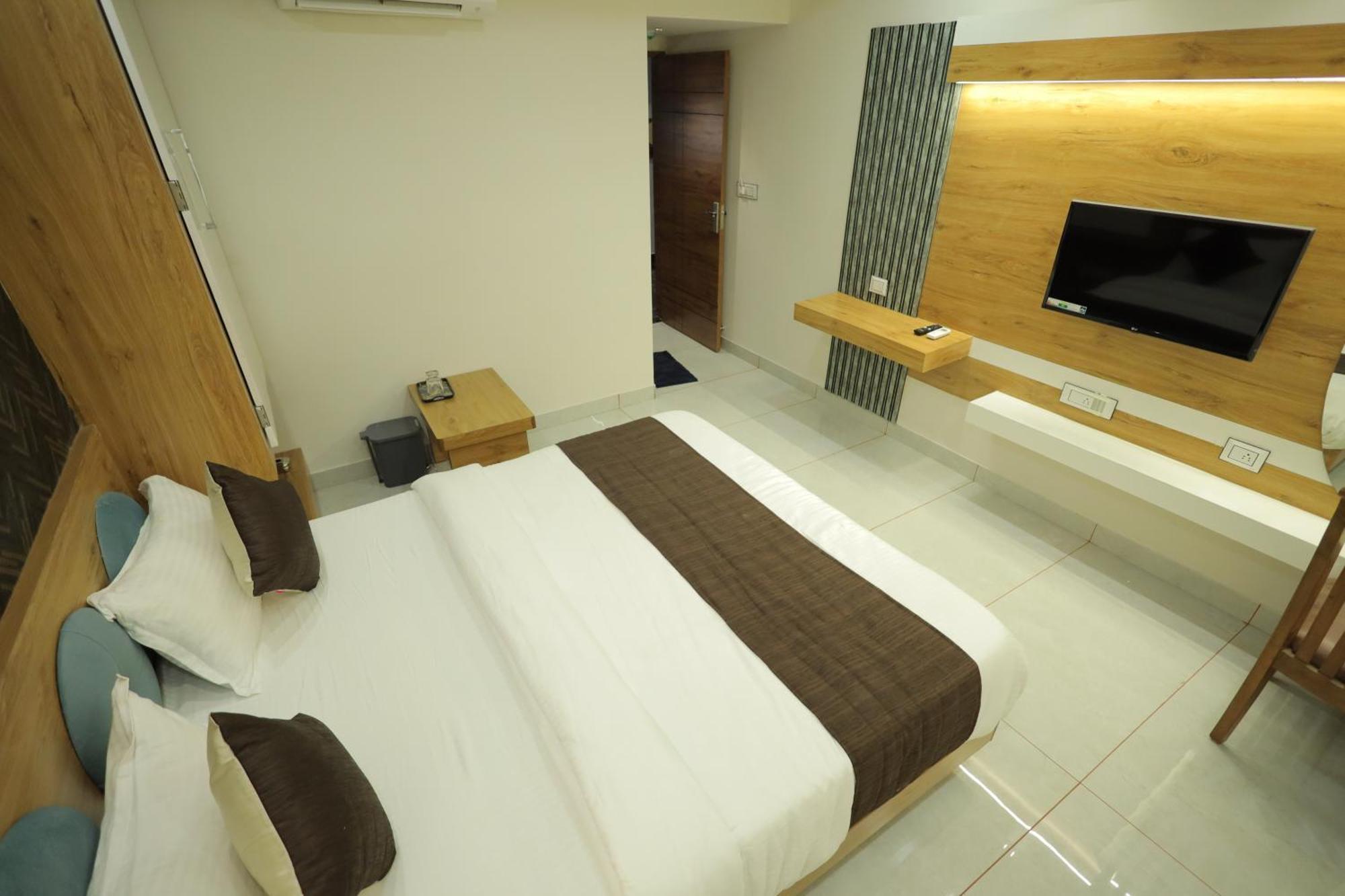 Hotel Rk Fortune Ahmedabad Exterior foto
