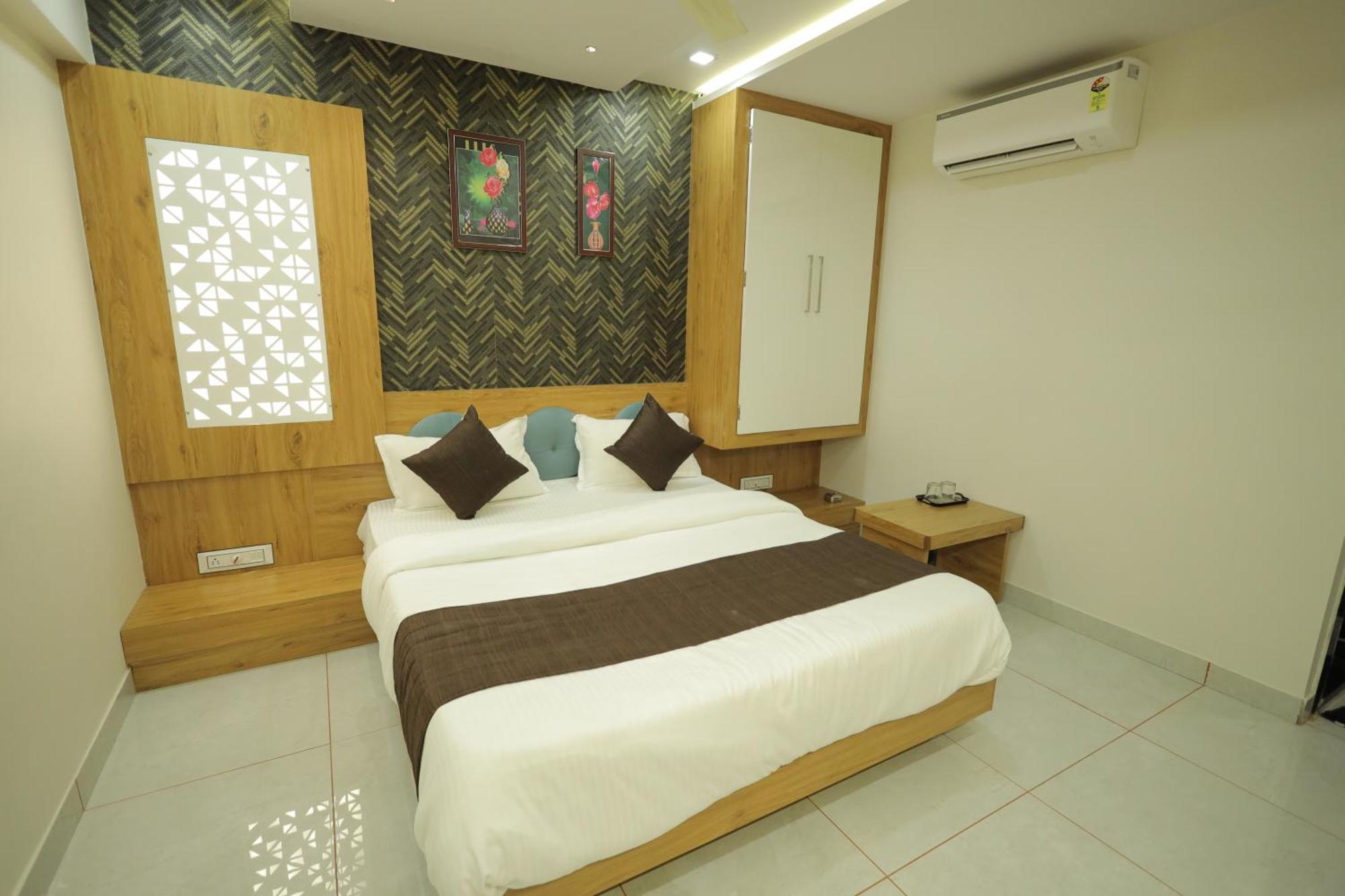 Hotel Rk Fortune Ahmedabad Exterior foto